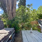 Semesterbostad Maison 5pers-clim-piscine-wifi