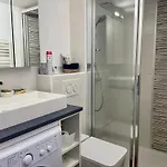 Maison 5pers-clim-piscine-wifi *
