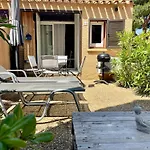 Maison 5pers-clim-piscine-wifi Semesterbostad