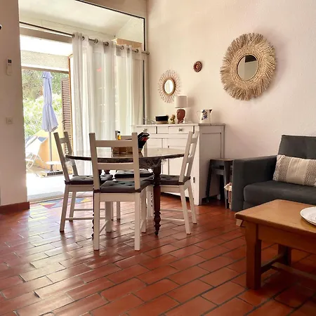Semesterbostad Maison 5pers-clim-piscine-wifi Fitou