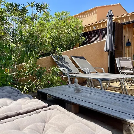 펜션 Maison 5pers-clim-piscine-wifi *