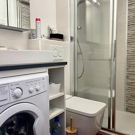 Semesterbostad Maison 5pers-clim-piscine-wifi